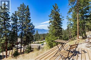 16455 Commonage Road - Photo 40