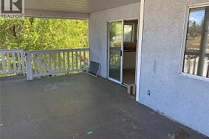 1425 Highland Drive S - Photo 4