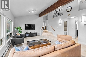 930 Fairway Crescent - Photo 14