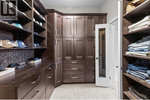 930 Fairway Crescent - Photo 18