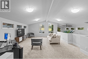 930 Fairway Crescent - Photo 30