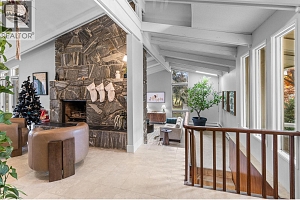 930 Fairway Crescent - Photo 4