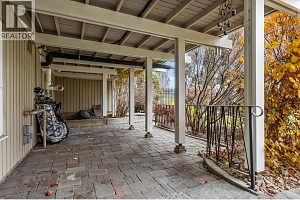 930 Fairway Crescent - Photo 50