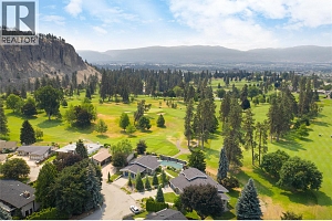 930 Fairway Crescent - Photo 51