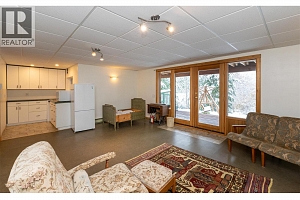 781 Gardom Lake Road - Photo 44