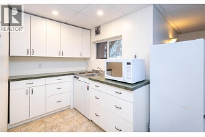 781 Gardom Lake Road - Photo 46