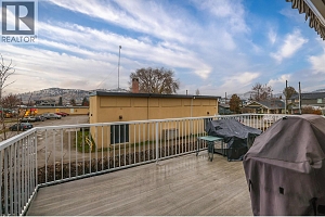 976 Lawson Avenue - Photo 15