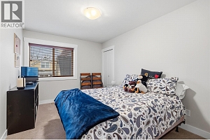 976 Lawson Avenue - Photo 24