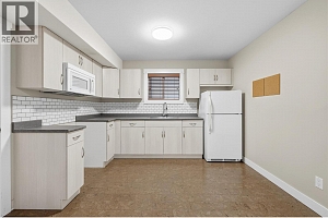 976 Lawson Avenue - Photo 30