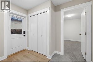 976 Lawson Avenue - Photo 35