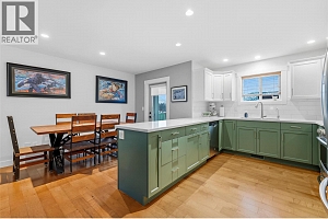 976 Lawson Avenue - Photo 5