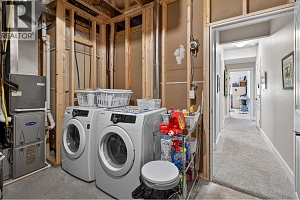 1040 Mt Revelstoke Place Unit# 32 - Photo 32