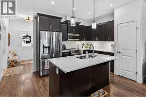 1040 Mt Revelstoke Place Unit# 32 - Photo 5