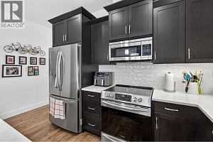 1040 Mt Revelstoke Place Unit# 32 - Photo 7