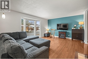 2102 41 Avenue - Photo 5