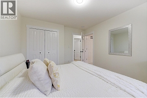 6178 Lipsett Avenue - Photo 33