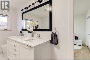 6178 Lipsett Avenue - Photo 35