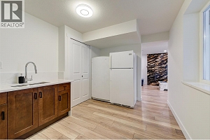 6178 Lipsett Avenue - Photo 51