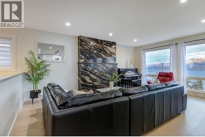 6178 Lipsett Avenue - Photo 9