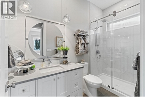 608 Mt Ida Crescent - Photo 18