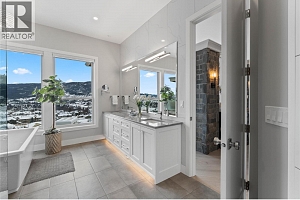 608 Mt Ida Crescent - Photo 22