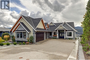 608 Mt Ida Crescent - Photo 3