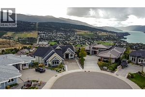 608 Mt Ida Crescent - Photo 3