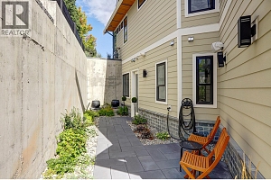 608 Mt Ida Crescent - Photo 57