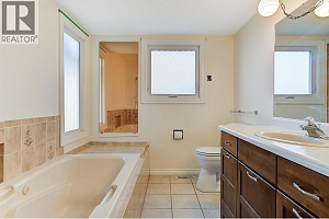 2415 COLLINGWOOD Road - Photo 60