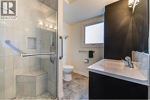 2415 COLLINGWOOD Road - Photo 62