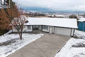 6535 Blue Jay Road - Photo 2