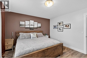 1273 Bergamot Avenue - Photo 23