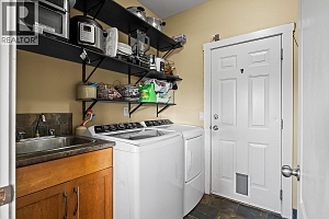 10290 Teresa Road - Photo 24