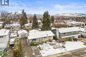 1016 34 Avenue - Photo 2