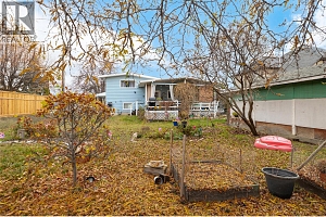 2150 BURNETT Street - Photo 10