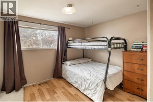 2150 BURNETT Street - Photo 8