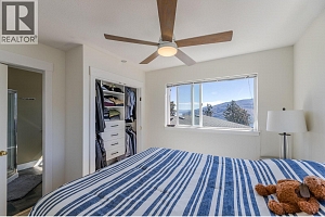 6471 Vernon Avenue - Photo 37