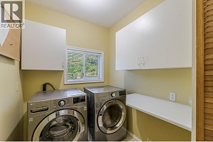 6471 Vernon Avenue - Photo 40