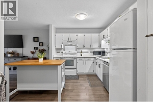 1640 Ufton Court Unit# 114 - Photo 11