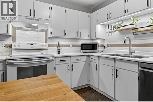 1640 Ufton Court Unit# 114 - Photo 13