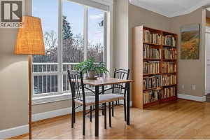 1774 Highland Drive N - Photo 14