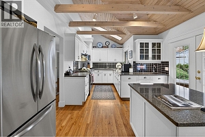 1774 Highland Drive N - Photo 22