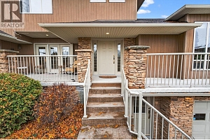 1774 Highland Drive N - Photo 4