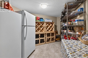 1774 Highland Drive N - Photo 40