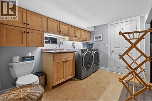 1774 Highland Drive N - Photo 47