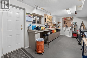 1774 Highland Drive N - Photo 49