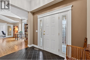 1774 Highland Drive N - Photo 6