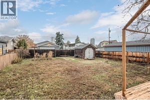 541 Okanagan Boulevard - Photo 19