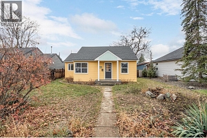 541 Okanagan Boulevard - Photo 2