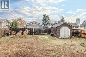 541 Okanagan Boulevard - Photo 22